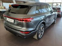 Audi Q6 SUV e-tron quattro