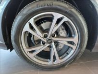 Audi Q6 SUV e-tron quattro