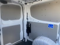 Volkswagen Transporter 2.0 TDI KR skříň